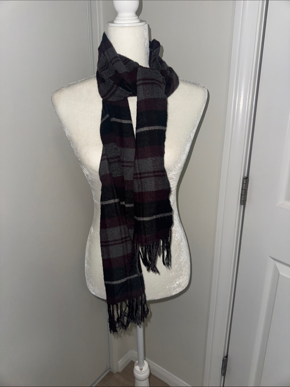 Dockers Men's Plaid Fringe Scarf - Black, Gray & Burgundy